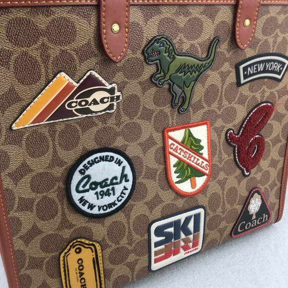 Coach Field Tote In Signature Canvas With Patches - Picture 8 of 11
